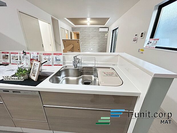 使いやすさ重視のキッチンです。