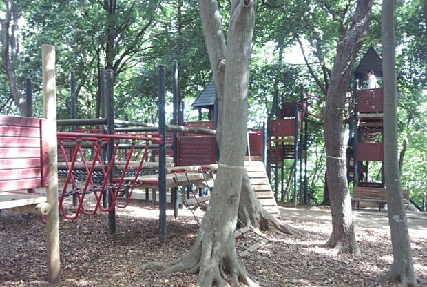 公園「田喜野井公園まで770m」