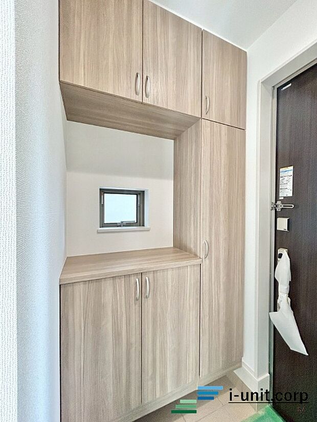 大容量シューズクローゼットで玄関も片付きます。
