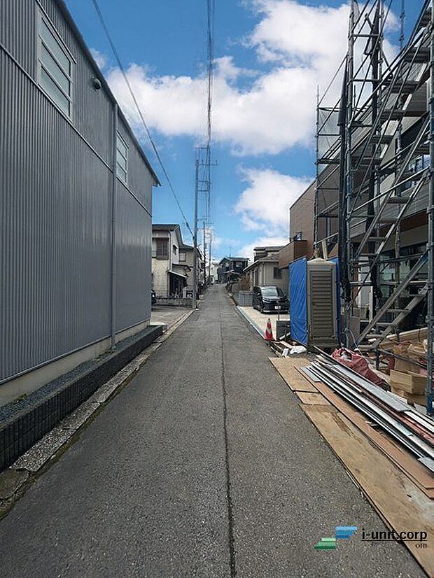 前面道路です。