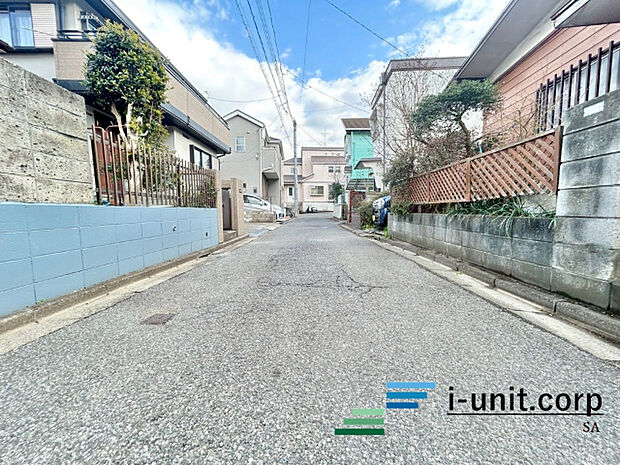 前面道路です。