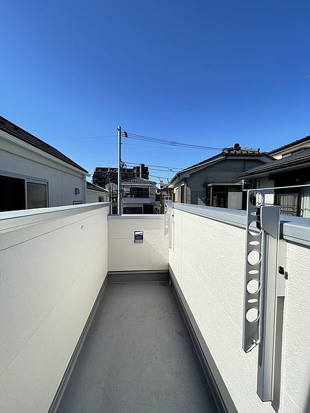 【同仕様】お洗濯物を干すスペースとしても十分な広さ