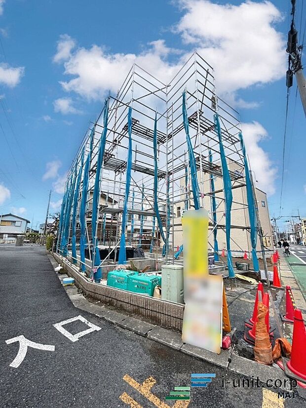 今日も、明日も、この街で、きっと誰かが幸せになる物語が描かれているはずです。