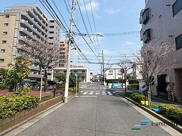 前面道路です。