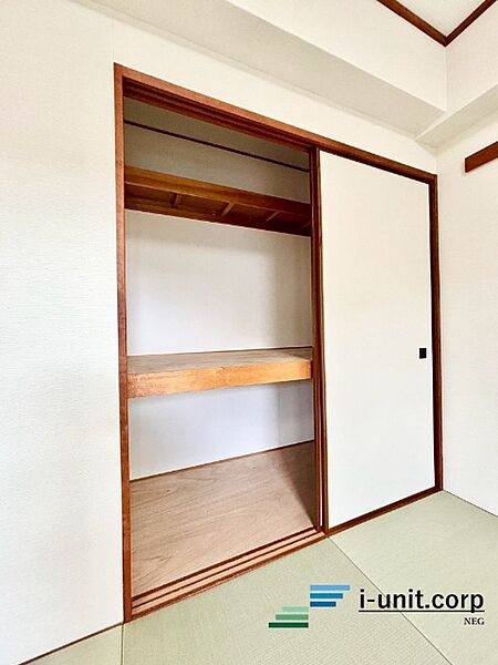 使いやすいようにラックやフックを付けても◎