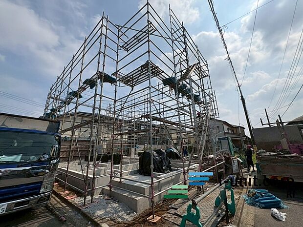 閑静な住宅街の中にあり、見晴らしも最高です！