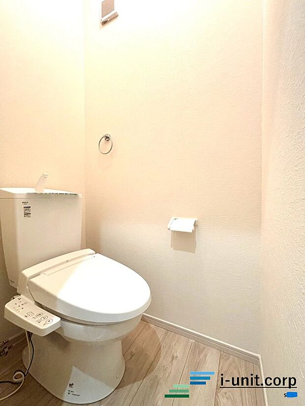 各階にトイレを完備しています。
