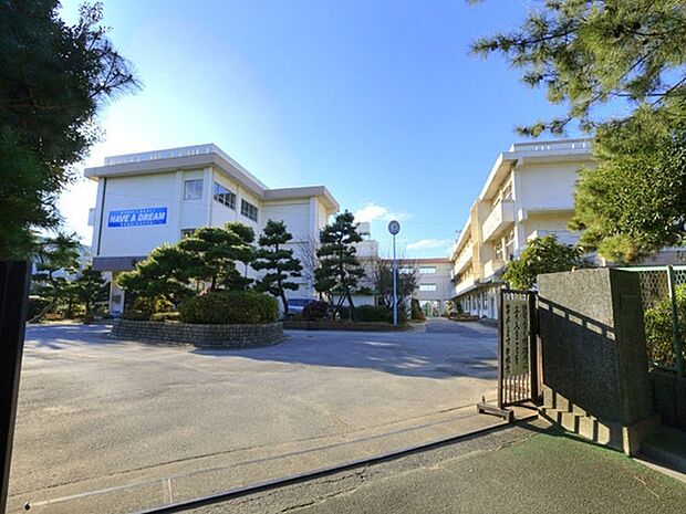 中学校「船橋市立宮本中学校まで1498m」