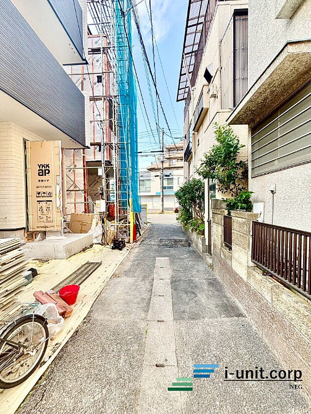 前面道路です。