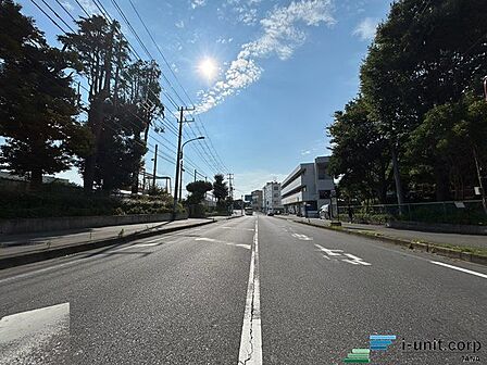 前面道路です。