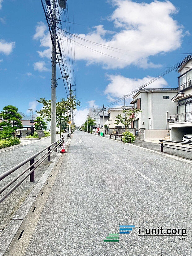 前面道路です。