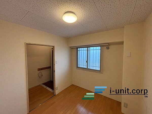 明るいお部屋はゲストのおもてなしの空間にも変化しますよ！使いやすいようにアレンジも〇