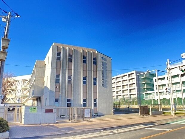 中学校「船橋市立葛飾中学校まで2200m」