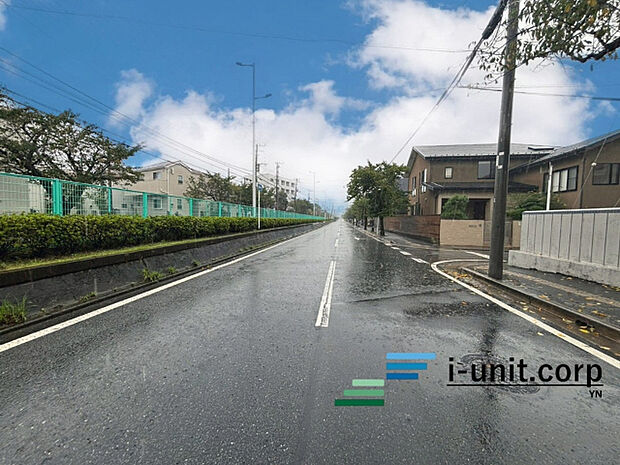 前面道路です。
