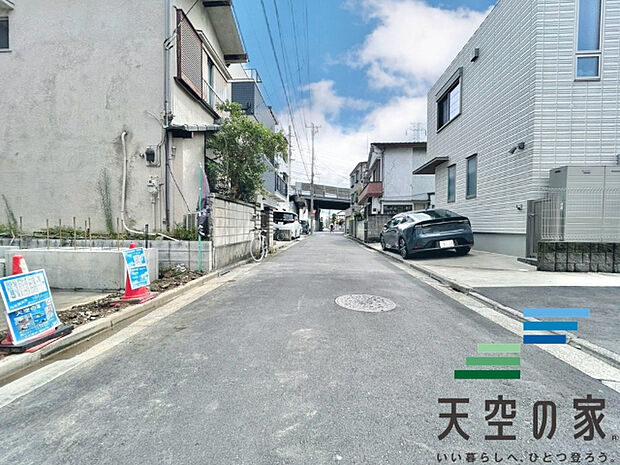 広々とした前面道路です!