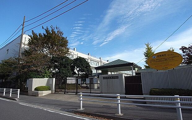 小学校「浦安市立南小学校まで650m」