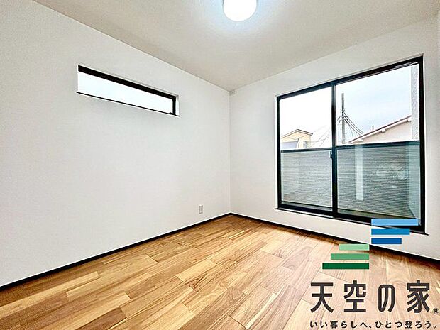 【同仕様】明るいお部屋はゲストのおもてなしの空間にも変化しますよ!使いやすいようにアレンジも〇