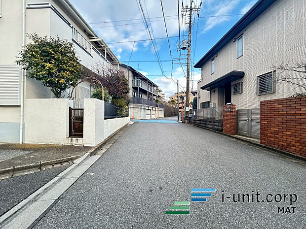 前面道路です。