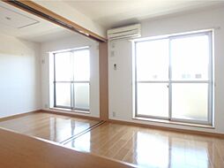 JR東北本線 岡本駅 バス10分 岡本西下車 徒歩3分の賃貸マンション 2階2LDKのリビング/ダイニング