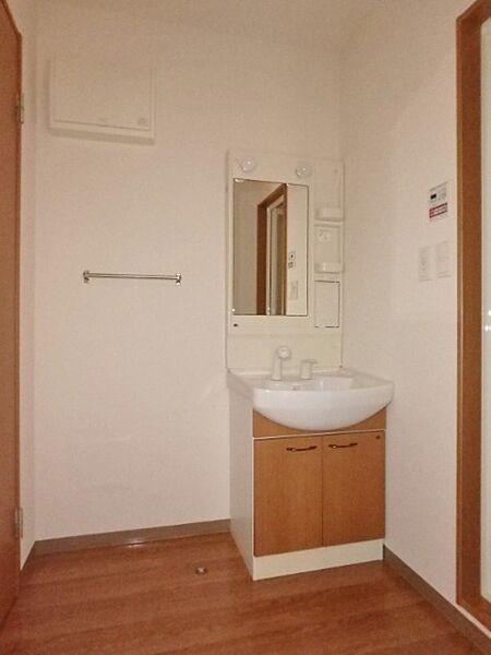 apartment 栃木県河内郡上三川町しらさぎ3丁目
物件地図