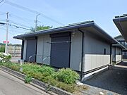 小山駅よりバス11分 徒歩6分 築23年8ヶ月 1階建の賃貸物件