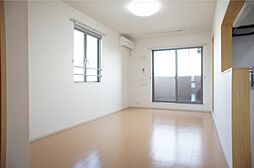 東武宇都宮線 江曽島駅 徒歩4分の賃貸アパート 3階1LDKのリビング/ダイニング