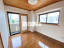 シャンテマキ 2階2LDKのリビング/ダイニング