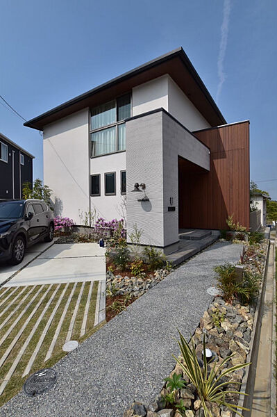 外観：327001676408