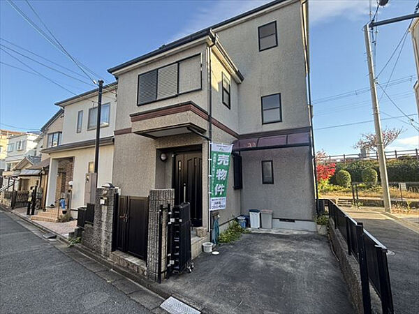 外観：327001670129