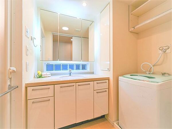 撮影日：4月3日　洗面所・脱衣所・洗濯機置場