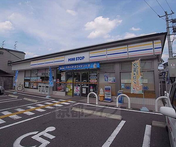 画像28:ミニストップ太秦一ノ井町店まで44m 広隆寺すぐ近くにございます。駐車場完備。