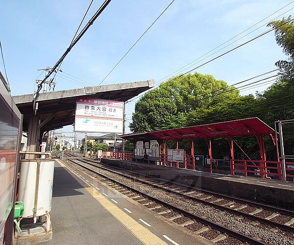 車折神社駅まで273m