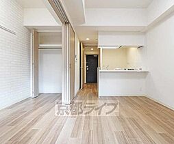 京都市営烏丸線 十条駅 徒歩5分の賃貸マンション 2階1LDKのリビング/ダイニング