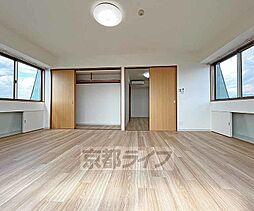 京都市営烏丸線 五条駅 徒歩8分の賃貸マンション 15階1DKのリビング/ダイニング