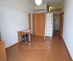 レオパレス嵐山II 104 1階1Kのリビング/ダイニング