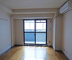 阪急京都本線 大宮駅 徒歩2分の賃貸マンション 10階1Kのリビング/ダイニング