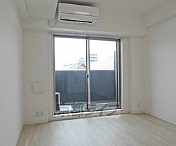 JR東海道・山陽本線 西大路駅 徒歩13分の賃貸マンション 5階1Kのリビング/ダイニング