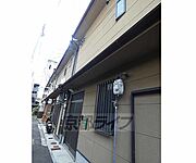 祇園四条駅より徒歩2分 築17年8ヶ月の賃貸物件