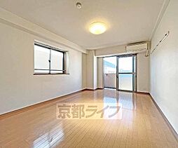 京都市営烏丸線 烏丸御池駅 徒歩3分の賃貸マンション 7階1Kのリビング/ダイニング