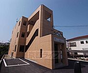 久津川駅より徒歩4分 3階 築12年8ヶ月の賃貸物件