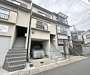 石田駅より徒歩2分 築35年5ヶ月の賃貸物件