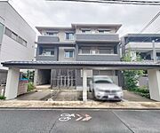 丸太町駅より徒歩10分 3階 築10年7ヶ月の賃貸物件