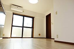 JR中央線 立川駅 徒歩8分の賃貸マンション 5階2DKのリビング/ダイニング