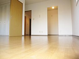 JR青梅線 昭島駅 徒歩16分の賃貸マンション 1階2LDKのリビング/ダイニング