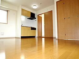 JR中央線 日野駅 徒歩1分の賃貸マンション 4階1LDKのリビング/ダイニング