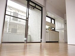 JR中央線 立川駅 徒歩15分の賃貸マンション 3階1LDKのリビング/ダイニング