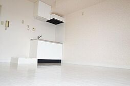 多摩都市モノレール 玉川上水駅 徒歩6分の賃貸マンション 4階ワンルームのリビング/ダイニング