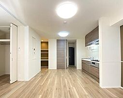 JR青梅線 拝島駅 徒歩8分の賃貸マンション 2階2LDKのリビング/ダイニング