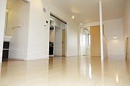 西武拝島線 武蔵砂川駅 徒歩18分の賃貸マンション 4階1LDKのリビング/ダイニング