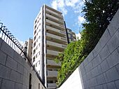 京都市山科区上野御所ノ内町 11階建 築16年のイメージ